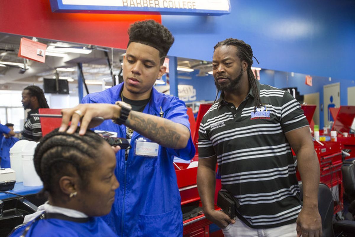 Masterpiece Barber College oferece aos alunos a chance de criar rapidamente uma carreira